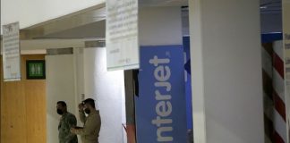 Sindicato de Interjet pide apoyo a AMLO tras ser desalojados del AICM