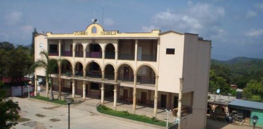 Autoridades de Oaxaca encarcelaron a bebé de un año
