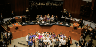 Senadores de Morena se comprometen a legislar a favor de la mujeres