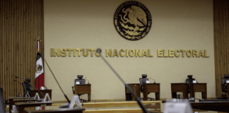 Morena busca eliminar requisito de licenciatura para ser consejero del INE
