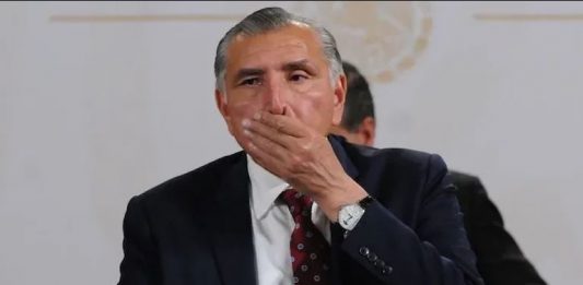 Escándalos de Adán Augusto López, una de las “corcholatas” de Morena