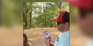 Diputado del PT presume cómo reparte billetes de $500 en fiesta