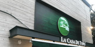 Denuncian condiciones laborales abusivas en la cadena de restaurantes “La Casa de Toño”
