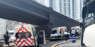 Balean a dos personas afuera de Paseo Interlomas; se reporta un muerto