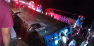 Camión de seguidores de Sheinbaum volcó en Veracruz, iban a su cierre de campaña