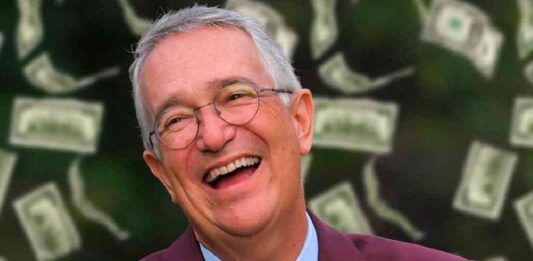 salinas-pliego-sobre-el-llamado-de-taibo-ii-para-expropiarlo,Salinas Pliego arremetió contra los programas sociales, Salinas Pliego invasore de casas,Salinas Pliego contestó,Salinas Pliego pagó una fianza de 25 mdd en Estados Unidos