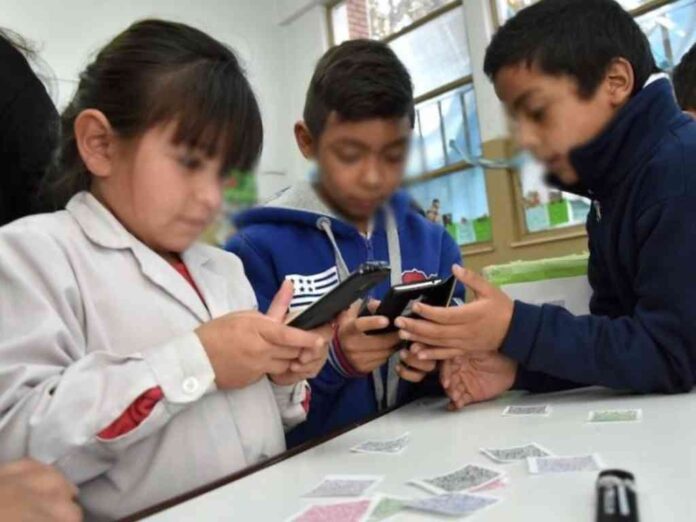 congreso-de-queretaro-aprobo-prohibir-el-uso-de-celulares-en-las-escuela