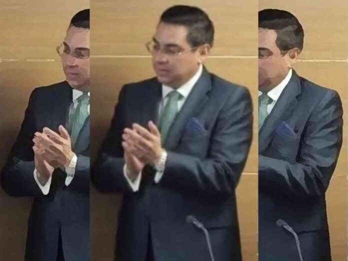 encargado-de-investigar-el-huachicol-foscal-gasta-casi-8-mdp-en-relojes