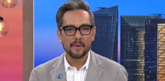 Genaro Lozano embajador