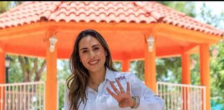 Morena usando zapatos de 33 mil pesos