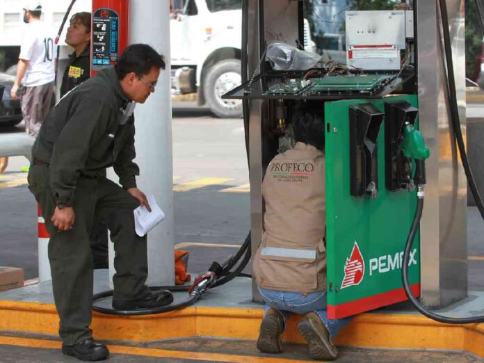 gasolineros-unidos-por-mexico-denuncia-extorsion-oficial-sheinbaum-los-desconoce gasolineros-unidos-por-mexico-denuncia-extorsion-oficial-sheinbaum-los-desconoce