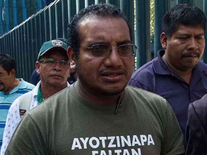 vidulfo-rosales-deja-botados-a-los-padres-de-los-43-normalistas-de-ayotzinapa-colaborara-con-hugo-aguilar