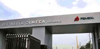 12-sujetos-con-cuatro-camionetas-entran-a-robar-en-dos-bocas