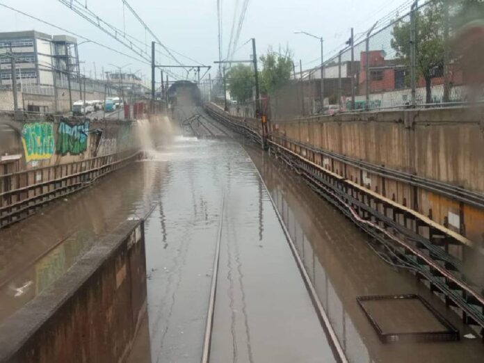 Proyecto nuevo - 2025-09-03T185438.216 lluvia en la CDMX Metro