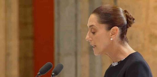 sheinbaum-rinde-su-primer-informe-de-gobierno-recuerda-a-amlo-y-niega-censura