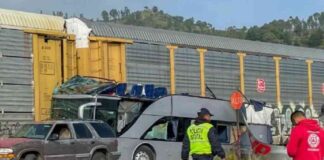 video-tren-embiste-autobus-en-atlacomulco-hay-8-muertos-y-45-heridos