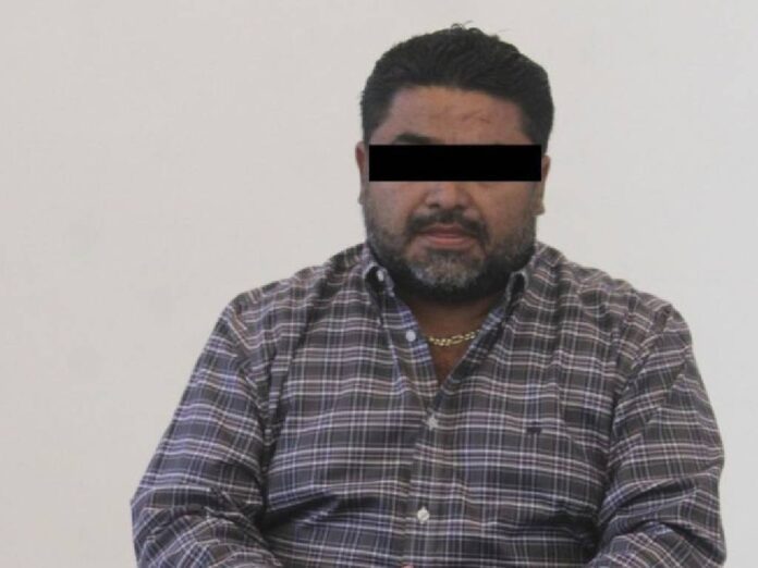 Detienen a exsecretario de Tabasco