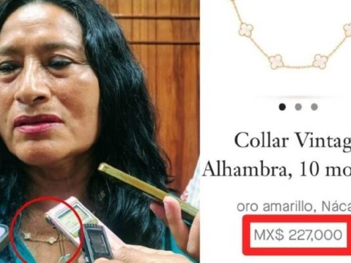 Abelina López collar