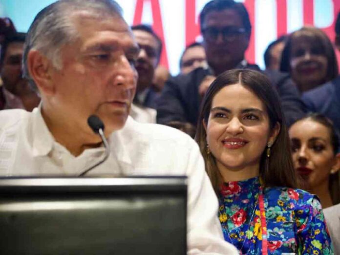 adan-augusto-y-andrea-chavez-lanzaron-insultos-contra-sheinbaum-riva-palacio