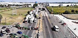 agricultores-y-productores-cierran-segob-y-carreteras-por-segundo-dia