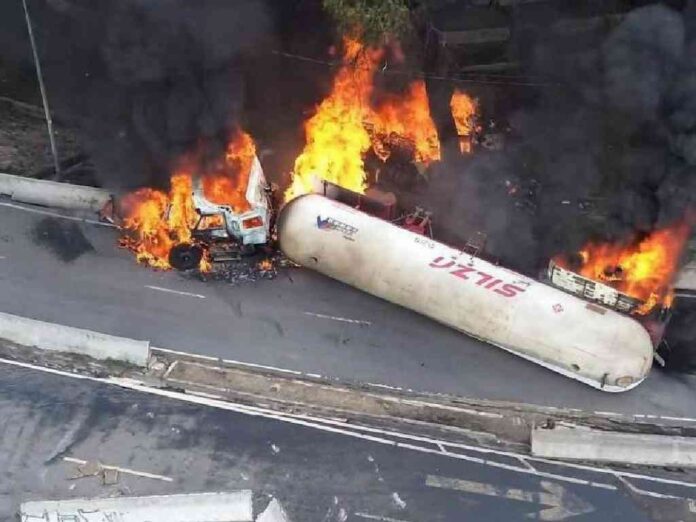 multan-con-160-mdp-a-grupo-tomza-tras-explosion-de-pipa-en-iztapalapa multan-con-160-mdp-a-grupo-tomza-tras-explosion-de-pipa-en-iztapalapa