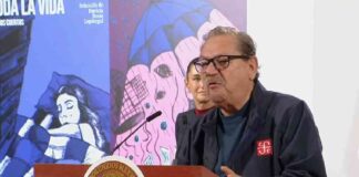 no-vamos-a-regalar-libros-asquerosos-de-mujeres-dijo-taibo-ii-ante-sheinbaum