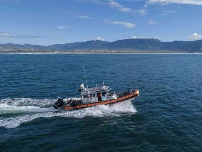 semar-rescata-a-27-menores-y-un-adulto-de-una-embarcacion-en-sinaloa