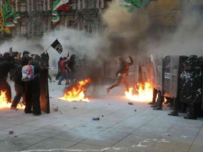 sheinbaum-critica-violencia-en-marcha-del-2-de-octubre