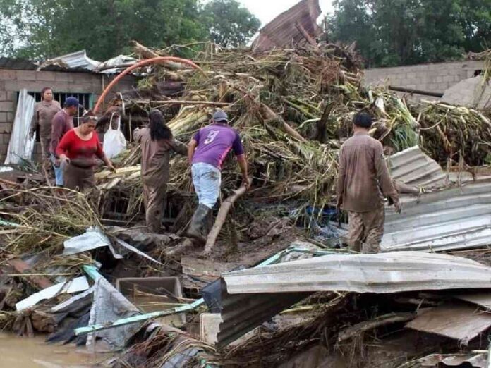 sube-a-80-numero-de-muertos-por-lluvias-en-mexico